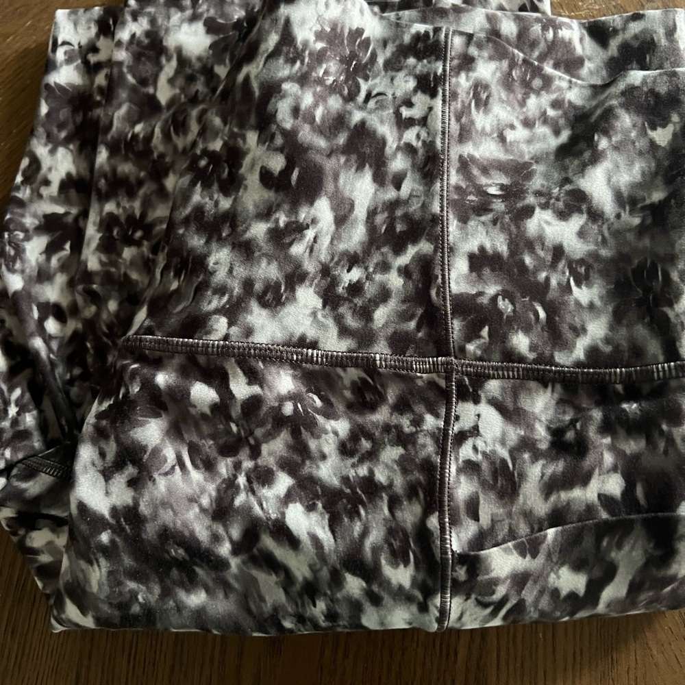 Athleta Abstract Patterned Leggings 1X